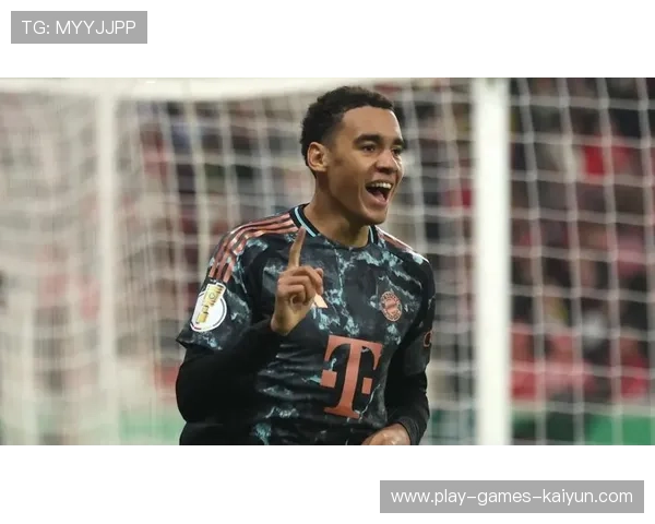 穆夏拉连过三人破门，拜仁核心光芒四射：一个夜晚的传奇瞬间