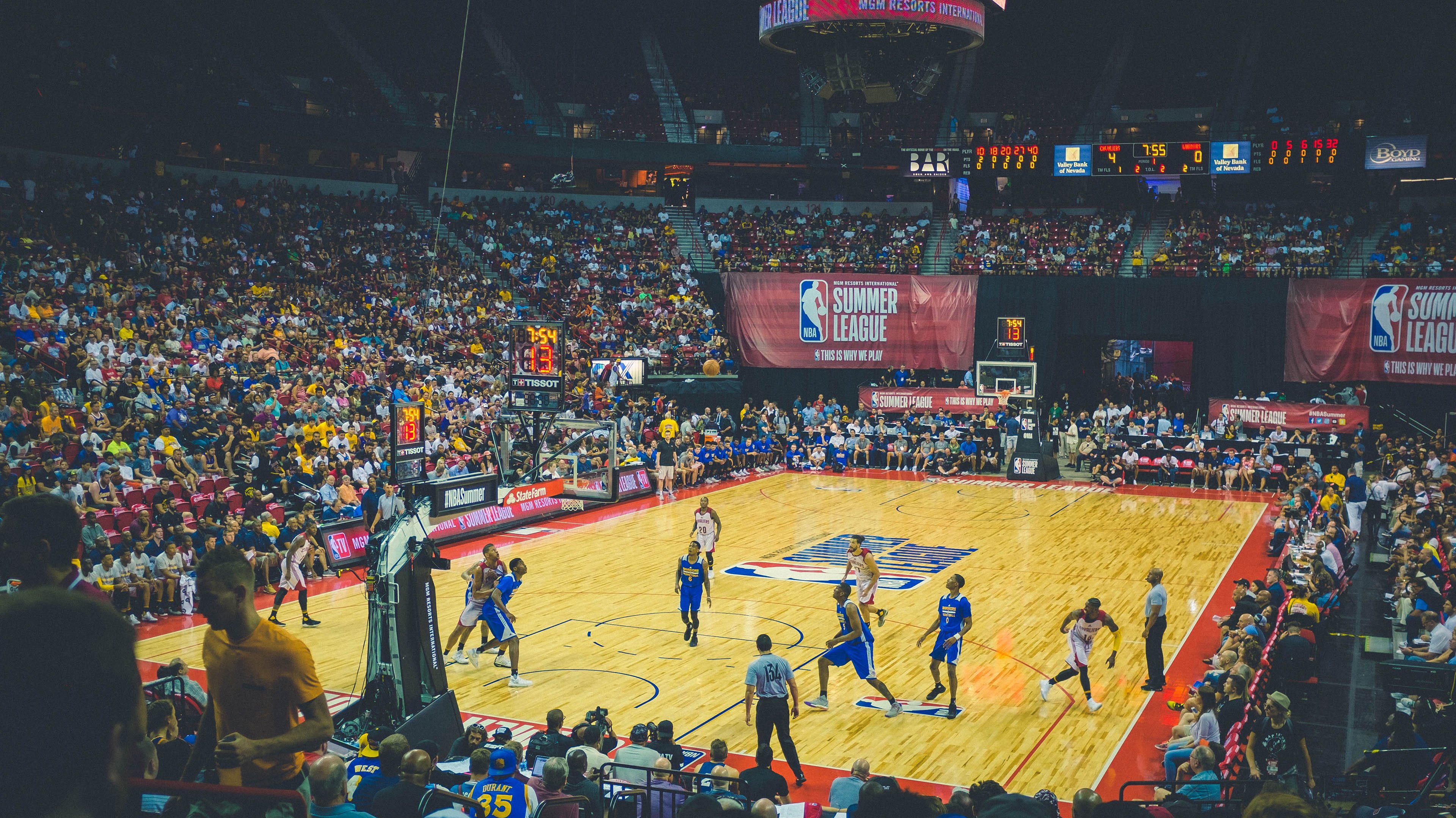 NBA新赛季揭幕战引爆球迷热情,nba新赛季情况